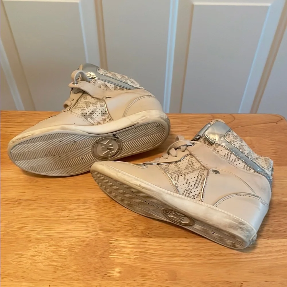 Michael Kors Kids' Cream High-Top Sneakers - Picture 4 of 6